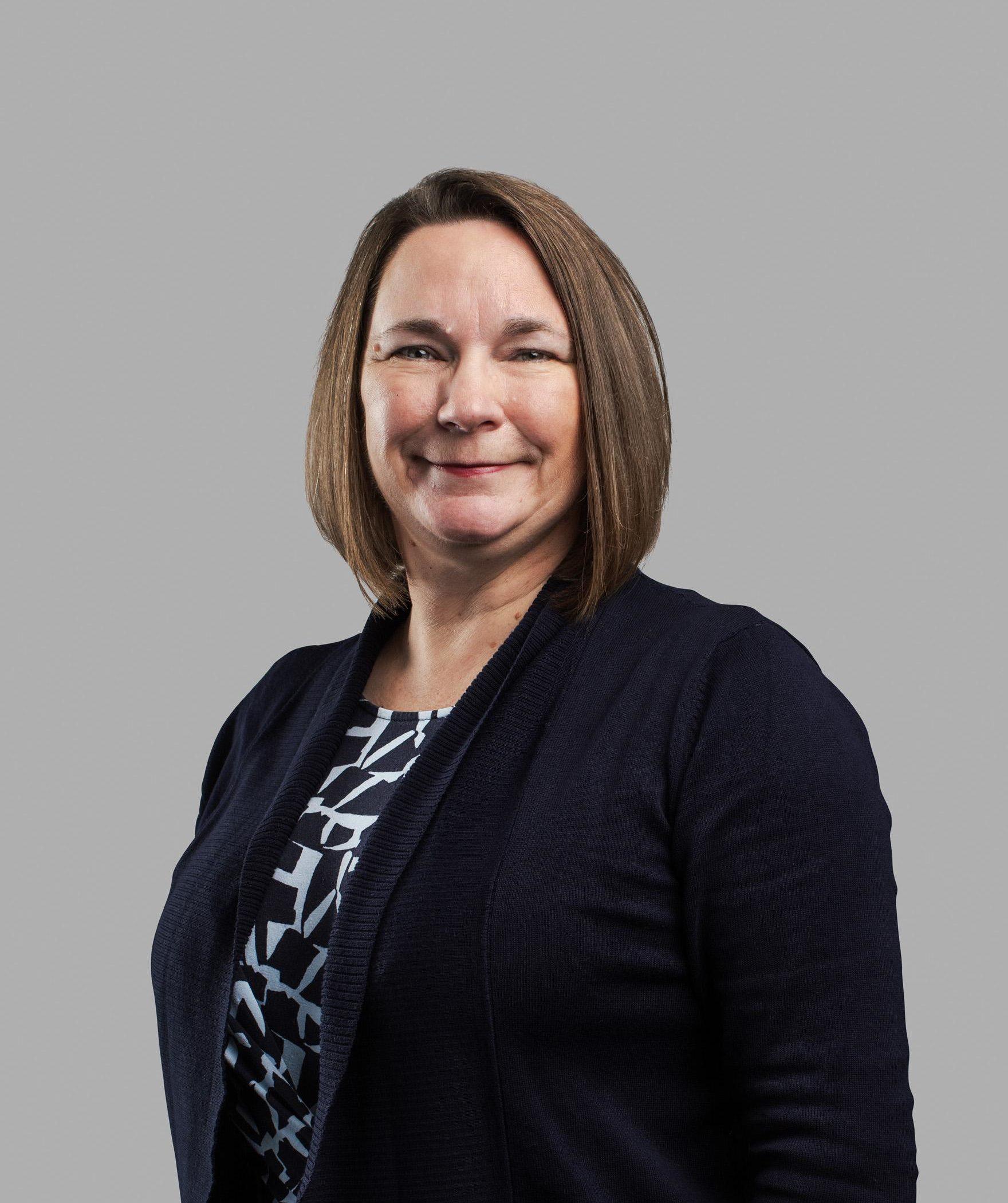  Elaine Lamb